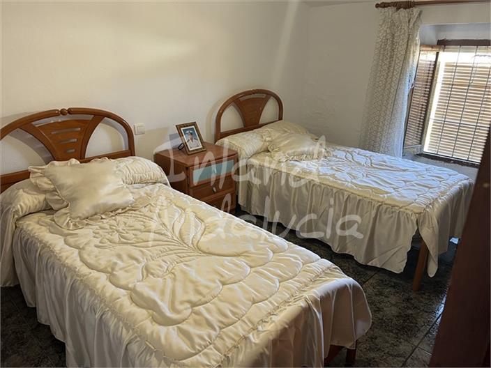 Image No.10-Maison de 4 chambres à vendre à Luque