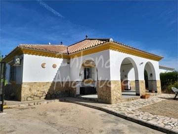 1 - La Puebla de Cazalla, Villa