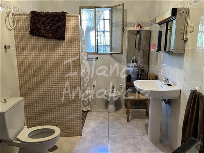 Image No.6-Maison de 5 chambres à vendre à Luque