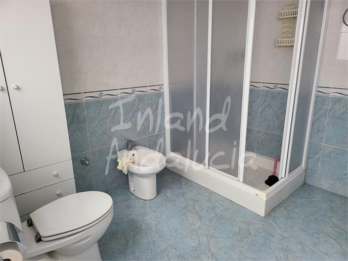 Image No.10-5 Bed House for sale