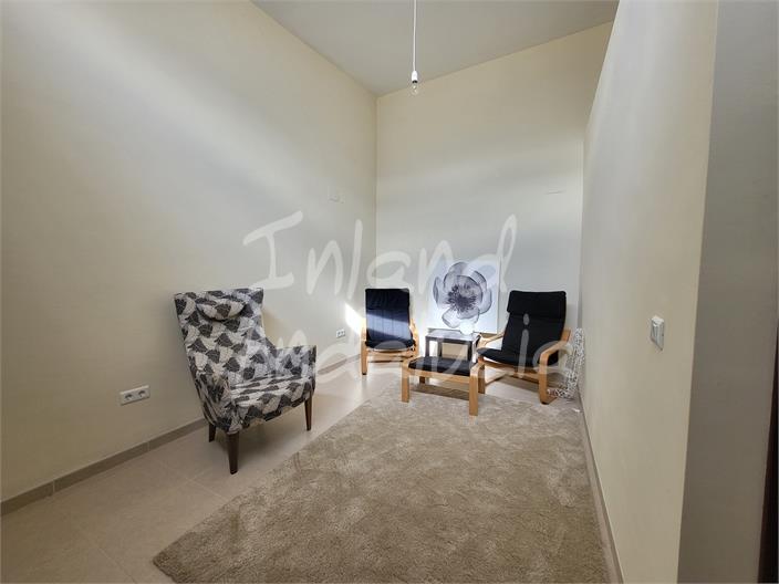 Image No.10-3 Bed House for sale