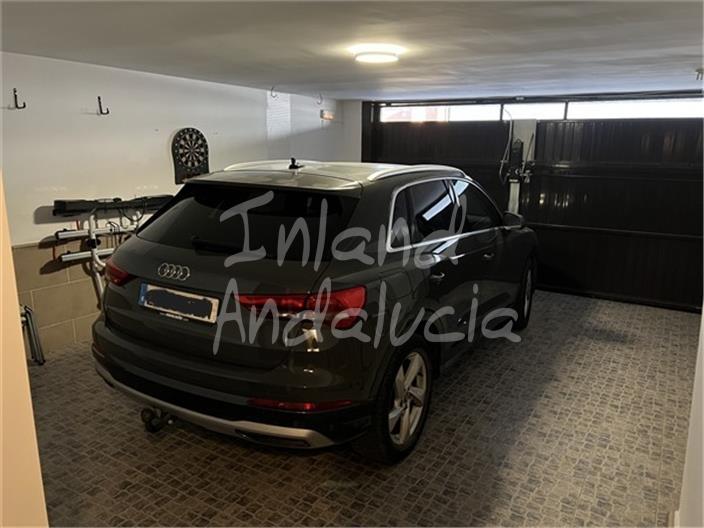 Image No.4-3 Bed House for sale