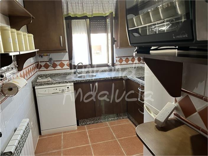 Image No.9-3 Bed House for sale