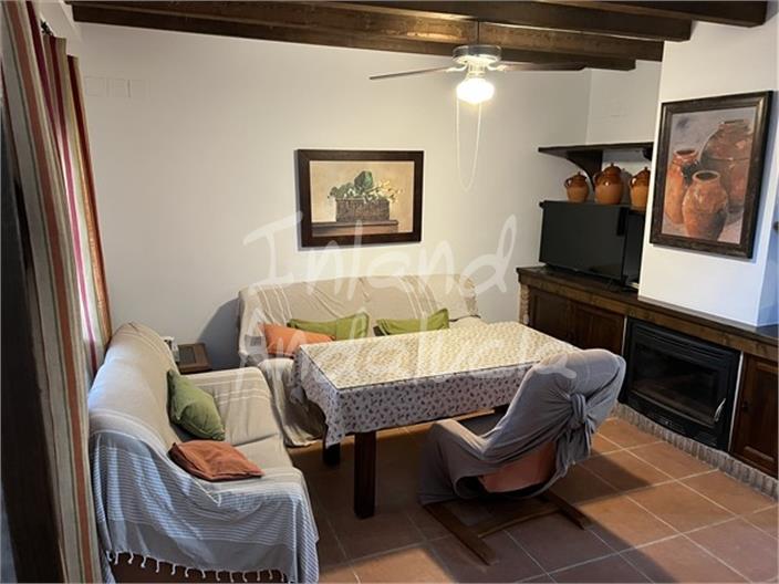 Image No.10-3 Bed House for sale