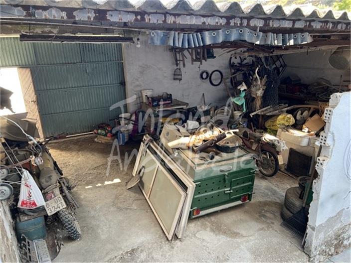 Image No.12-4 Bed House for sale