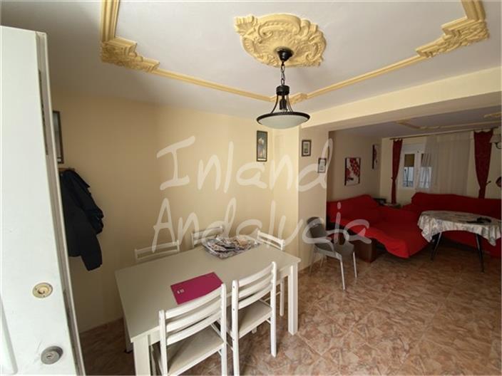 Image No.7-3 Bed House for sale