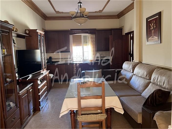 Image No.4-5 Bed House for sale