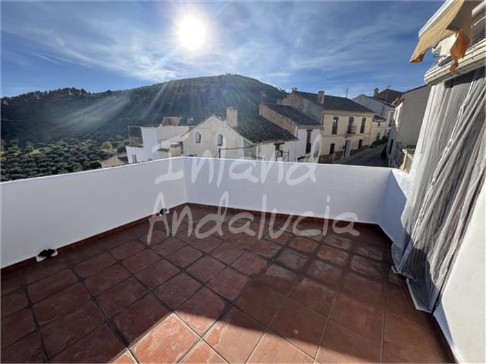 Image No.3-3 Bed House for sale