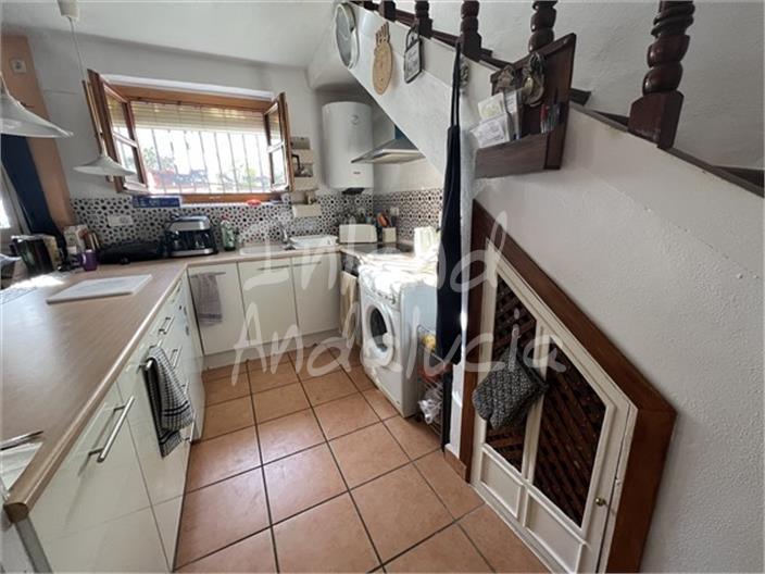 Image No.4-3 Bed House for sale