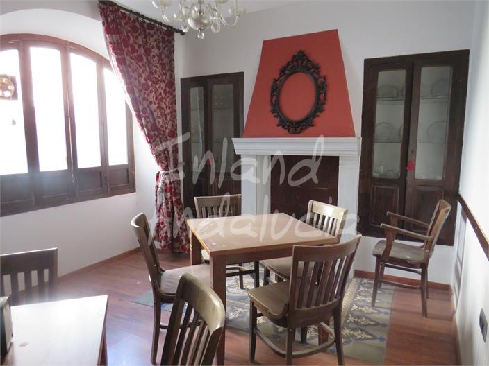 Image No.4-5 Bed Commercial for sale