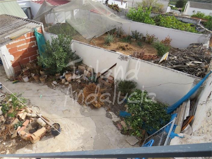 Image No.3-4 Bed House for sale