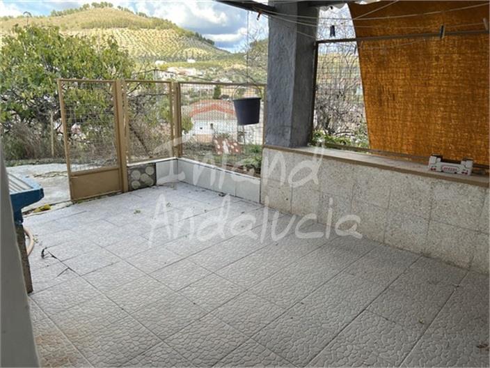 Image No.11-3 Bed House for sale