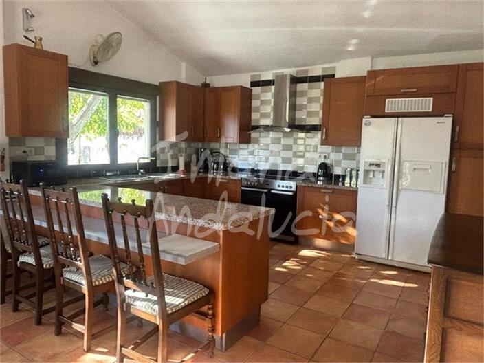 Image No.13-Ferme de 6 chambres à vendre à Mures