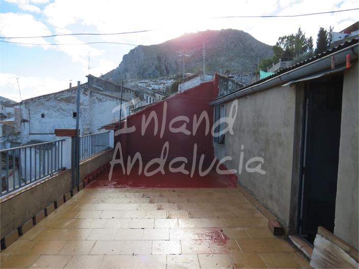 Image No.14-4 Bed House for sale