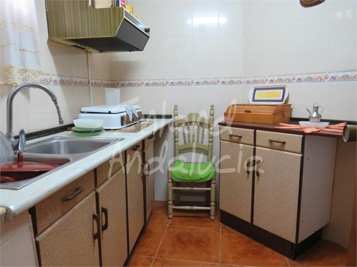 Image No.5-4 Bed House for sale