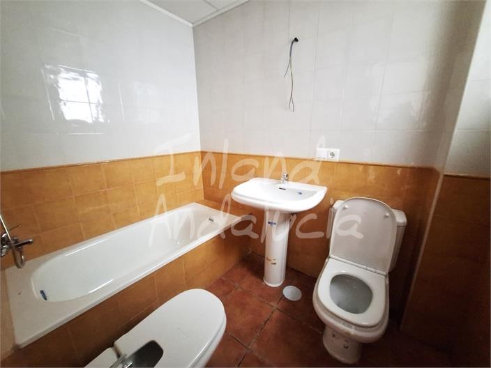 Image No.9-1 Bed Property for sale