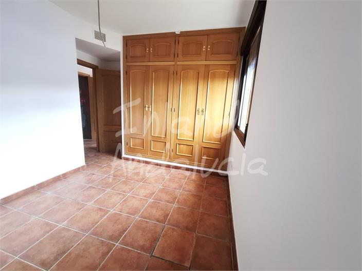 Image No.9-1 Bed Property for sale