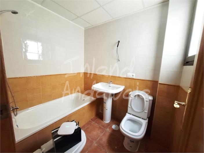 Image No.8-1 Bed Property for sale