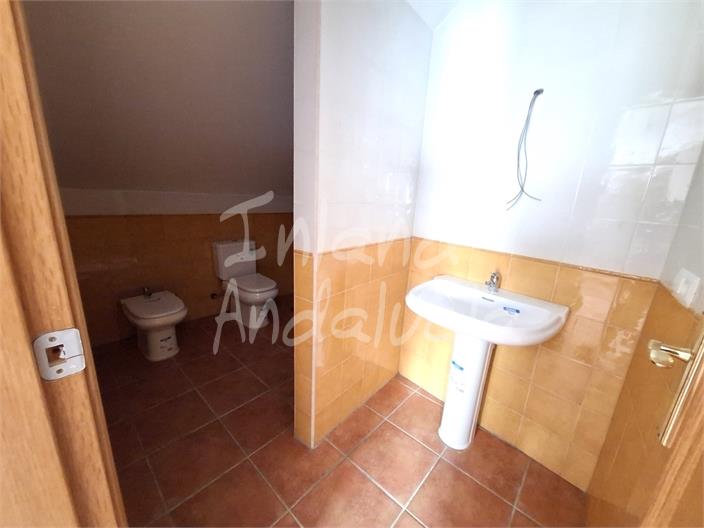 Image No.8-1 Bed Property for sale