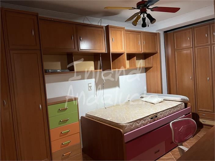 Image No.16-3 Bed House for sale