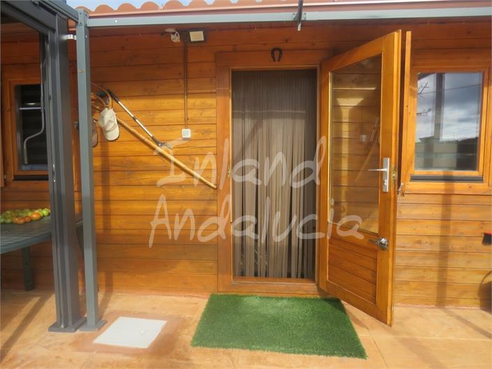 Image No.11-2 Bed House for sale