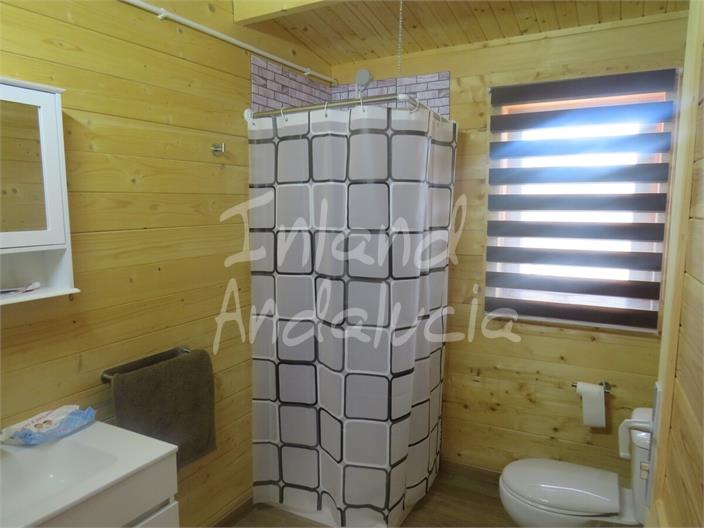 Image No.16-2 Bed House for sale