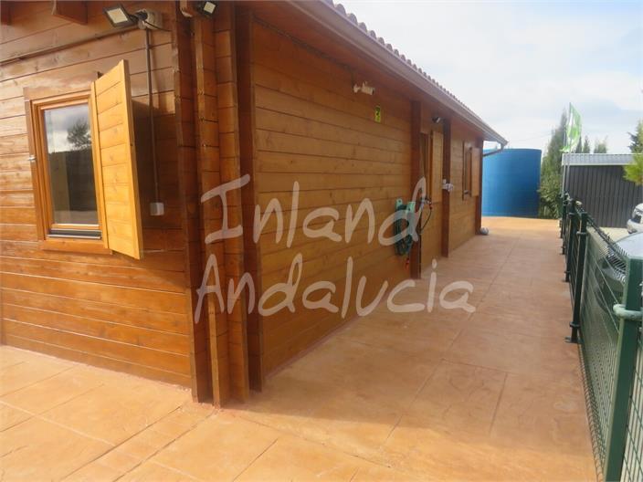 Image No.10-2 Bed House for sale