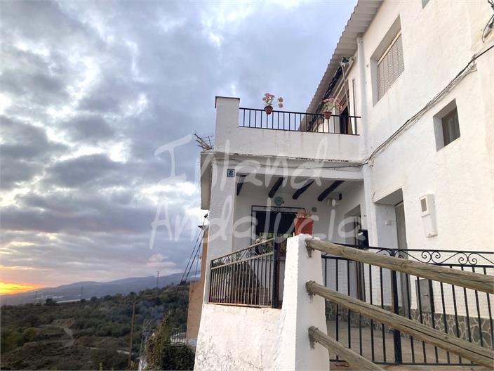 Image No.3-5 Bed House for sale