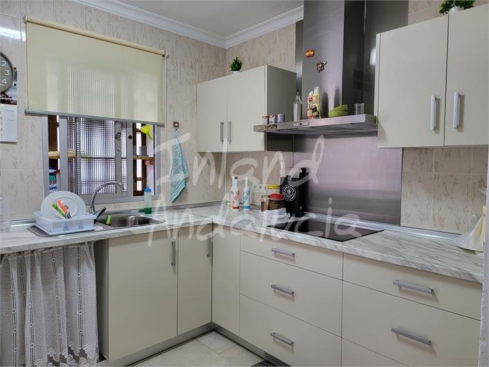 Image No.2-Maison de 4 chambres à vendre à Campillos