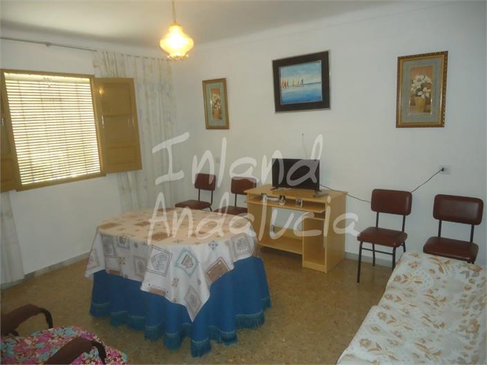 Image No.11-4 Bed Farmhouse for sale