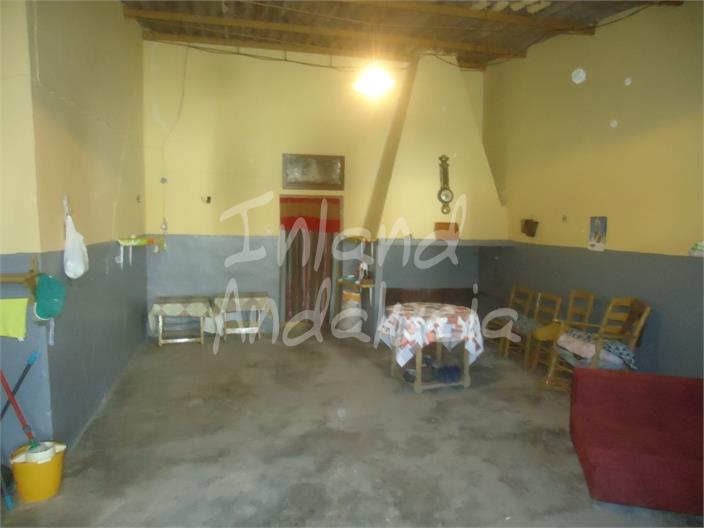 Image No.16-4 Bed Farmhouse for sale