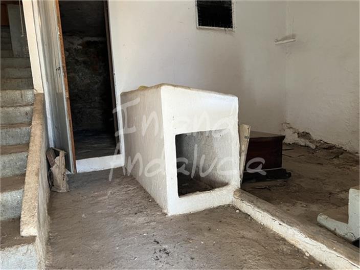 Image No.15-3 Bed House for sale