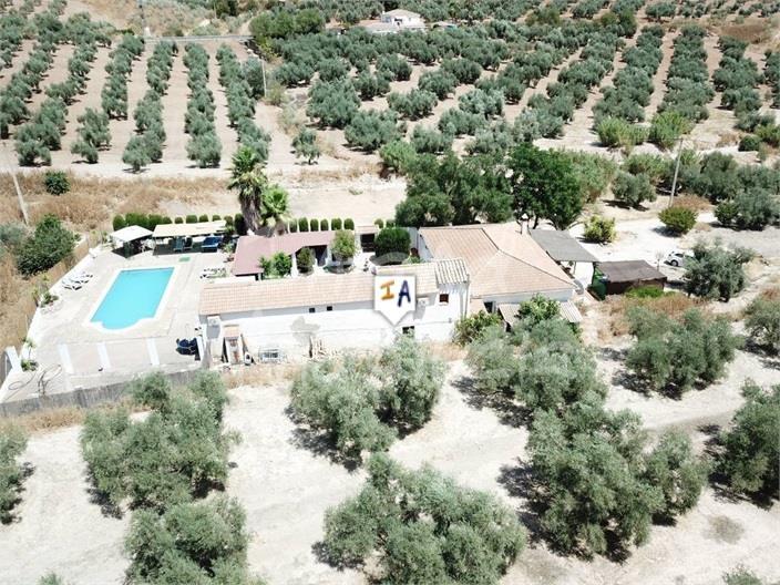 Image No.16-7 Bed Farmhouse for sale