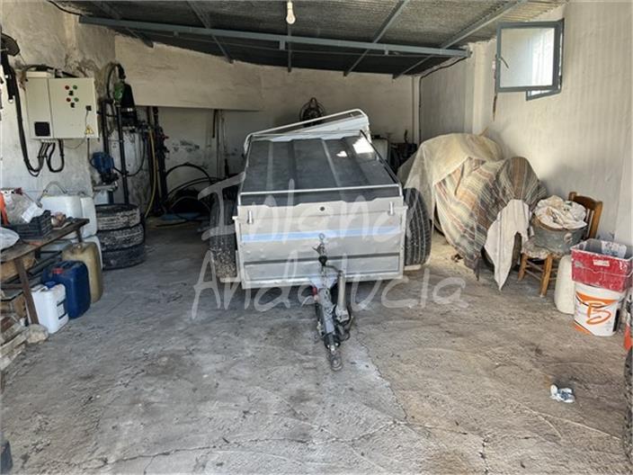 Image No.15-5 Bed Farmhouse for sale