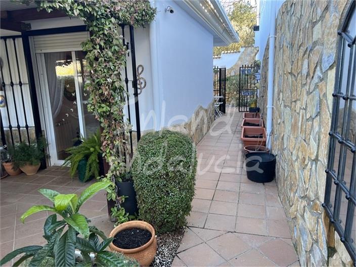 Image No.16-2 Bed Villa for sale