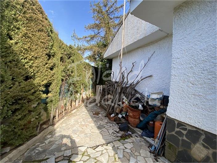 Image No.16-3 Bed House for sale