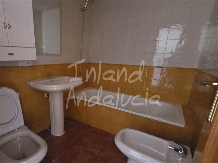 Image No.10-1 Bed Property for sale