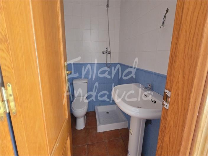 Image No.11-2 Bed Property for sale