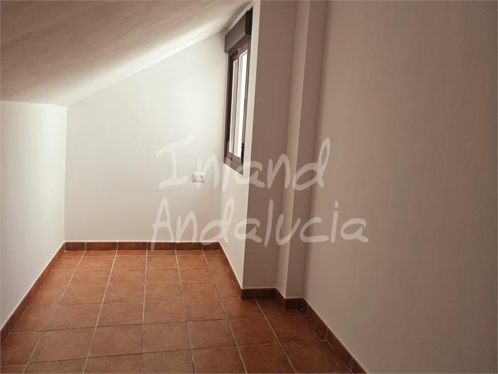 Image No.6-2 Bed Property for sale