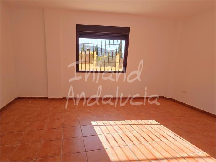 Image No.6-1 Bed Property for sale