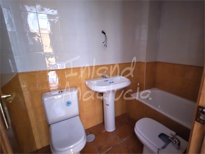 Image No.7-2 Bed Property for sale