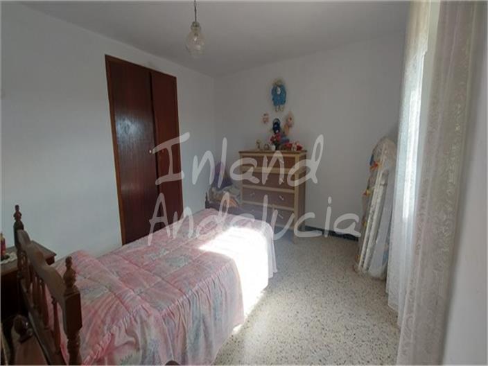 Image No.12-3 Bed Farmhouse for sale