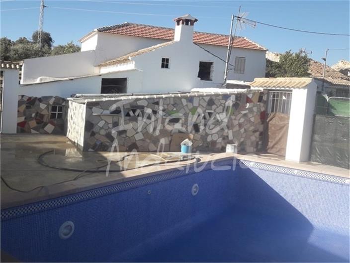 Image No.14-3 Bed Farmhouse for sale