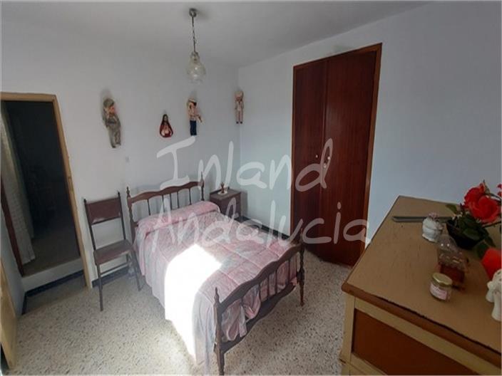 Image No.9-3 Bed Farmhouse for sale