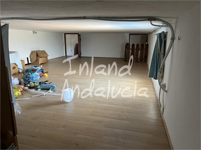 Image No.14-2 Bed Farmhouse for sale