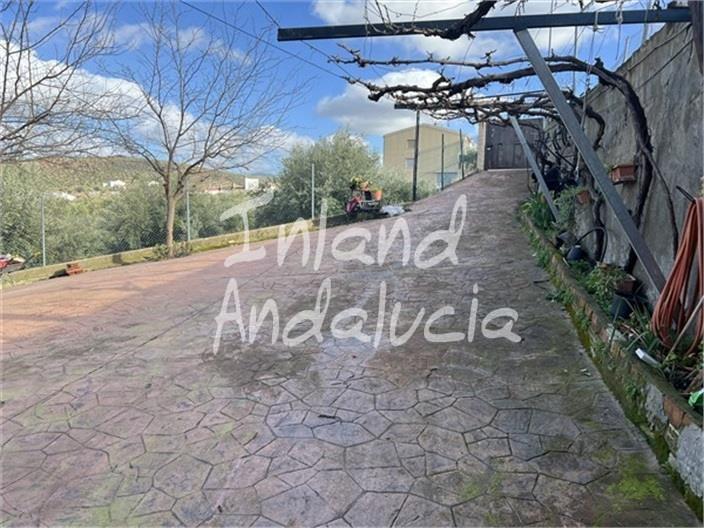 Image No.15-2 Bed Farmhouse for sale