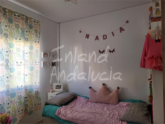 Image No.9-4 Bed House for sale