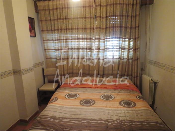 Image No.10-2 Bed Property for sale