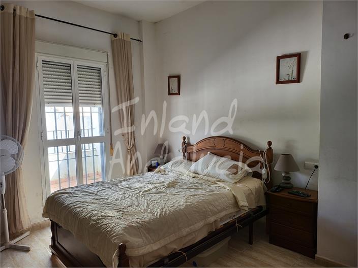 Image No.14-3 Bed House for sale