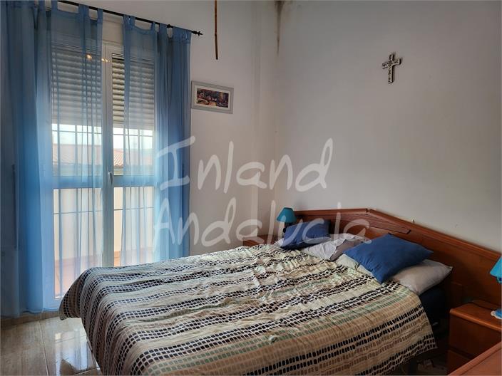 Image No.16-3 Bed House for sale